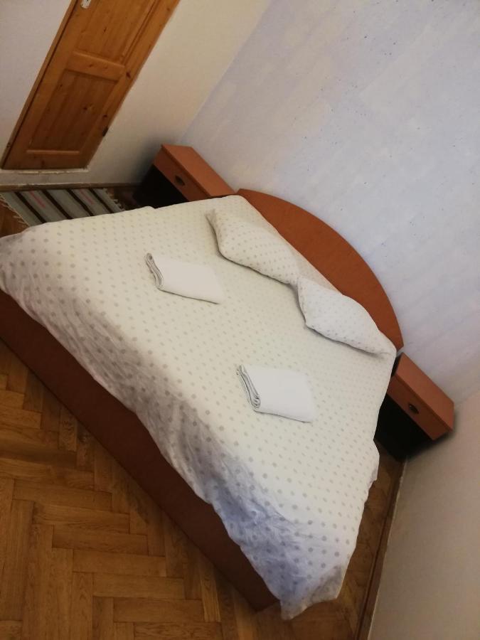 La Vita E Bella Hotell Braşov Exteriör bild