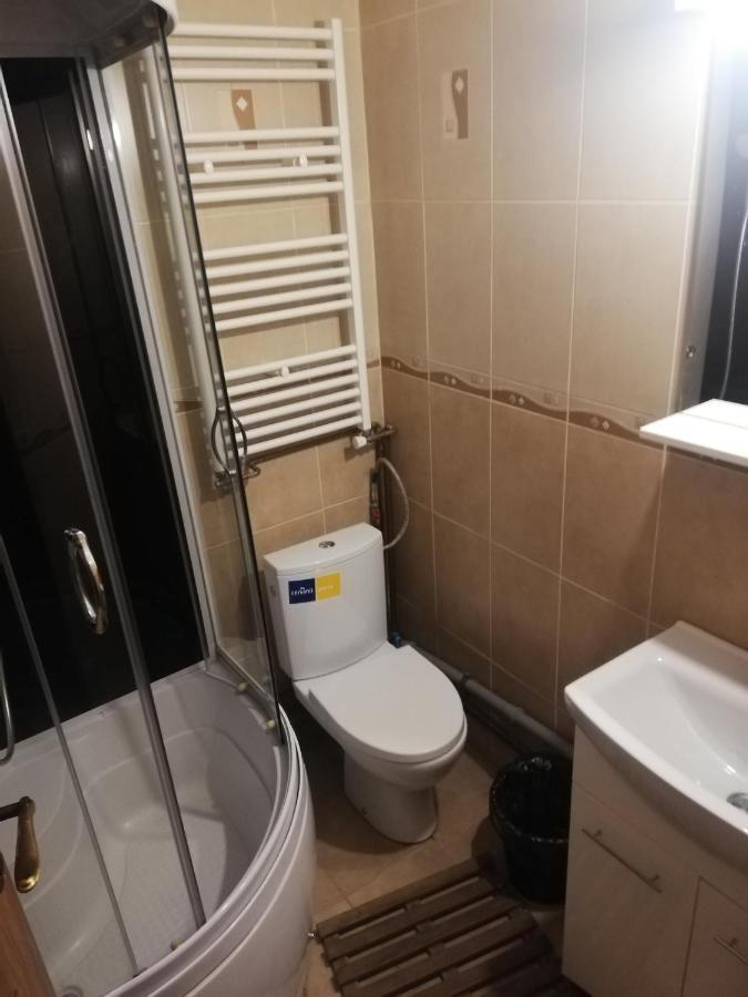 La Vita E Bella Hotell Braşov Exteriör bild