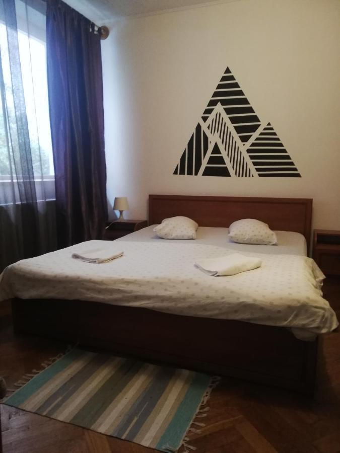 La Vita E Bella Hotell Braşov Exteriör bild