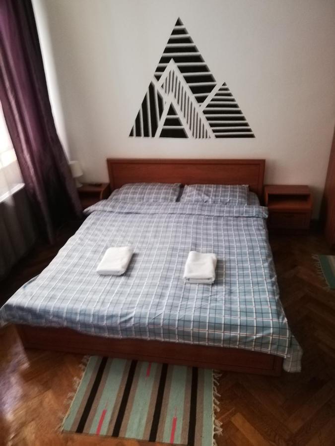 La Vita E Bella Hotell Braşov Exteriör bild
